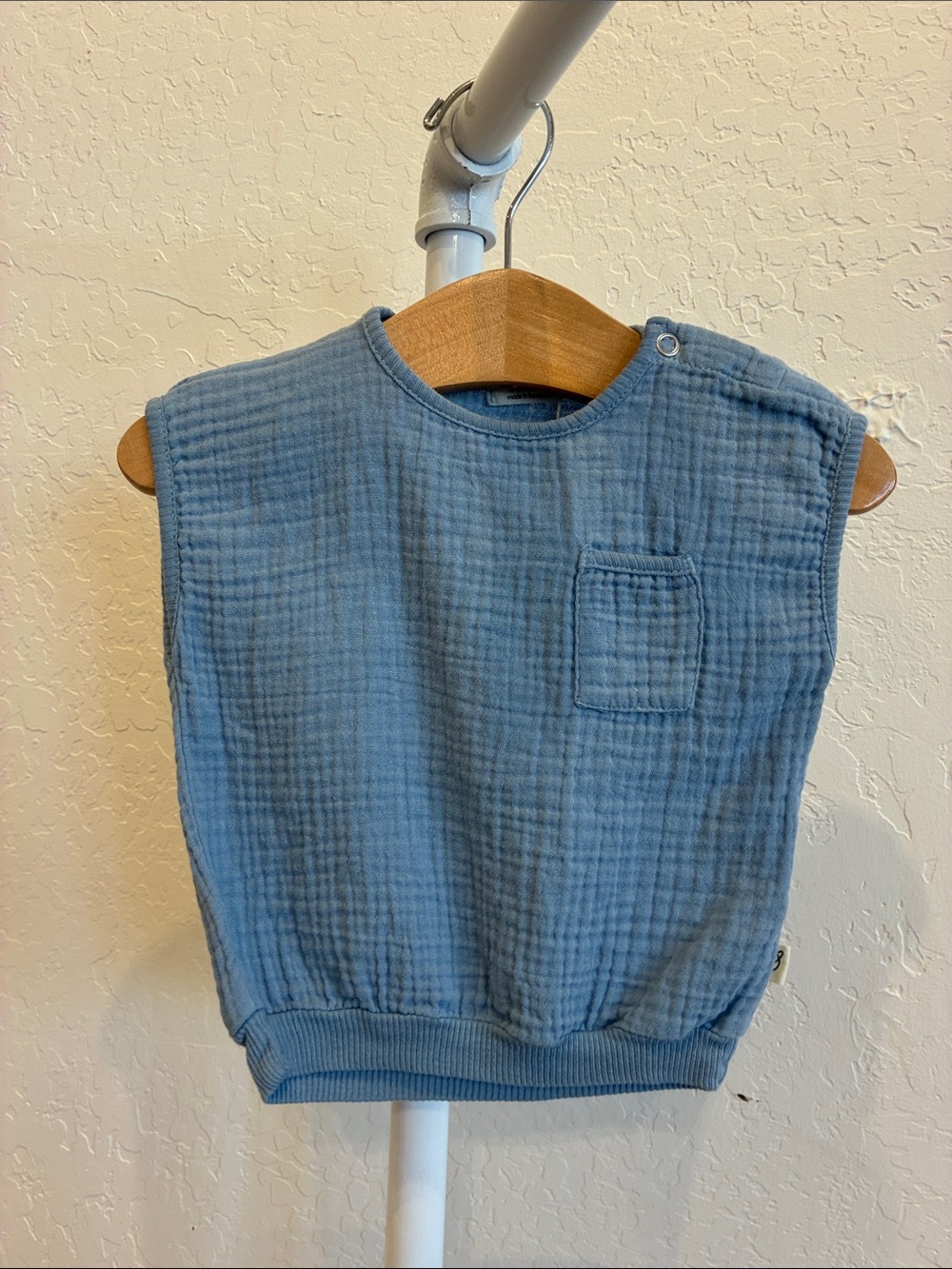 Children's Lightweight Blue Gauze Tank Top with Pocket